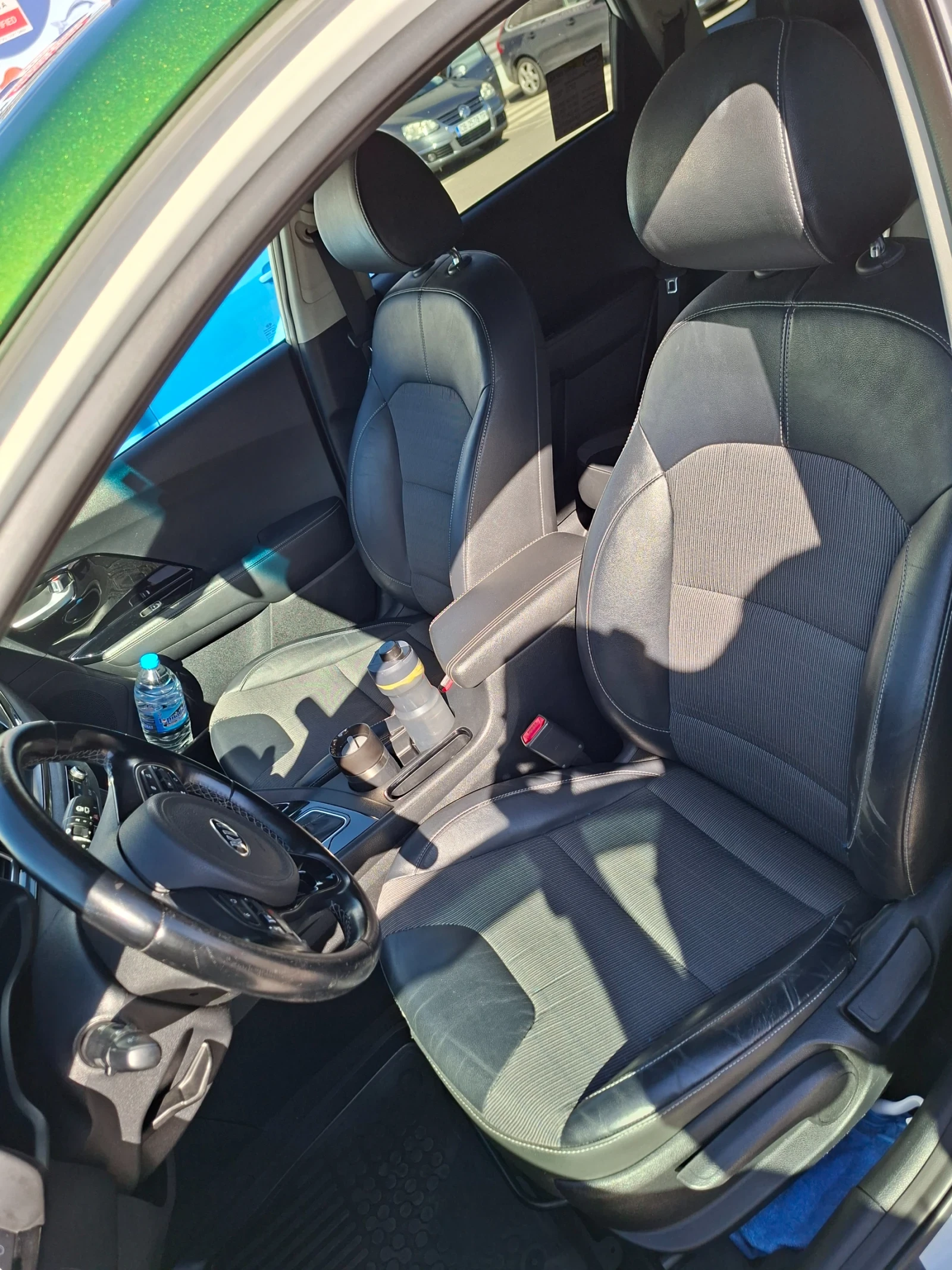 Kia Niro Hybrid , снимка 11 - Автомобили и джипове - 54385083
