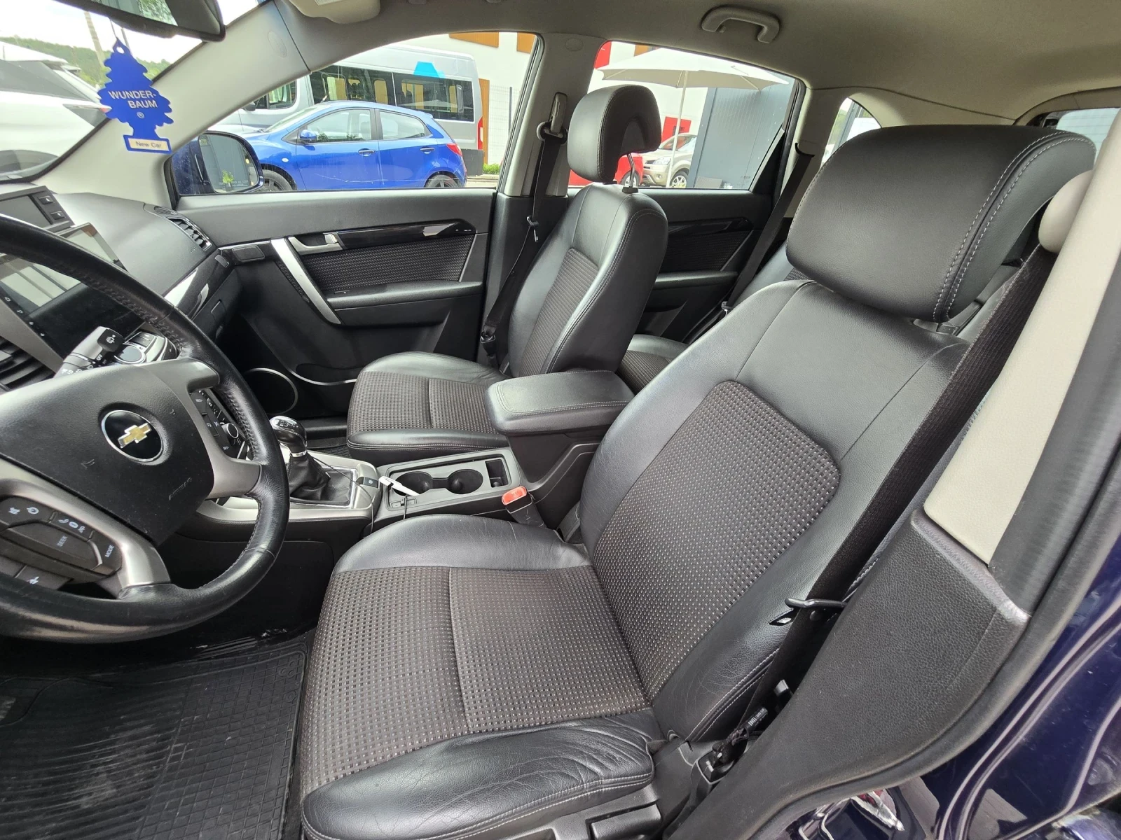 Chevrolet Captiva 2.2 130 kw 2013 navi, снимка 11 - Автомобили и джипове - 54733223