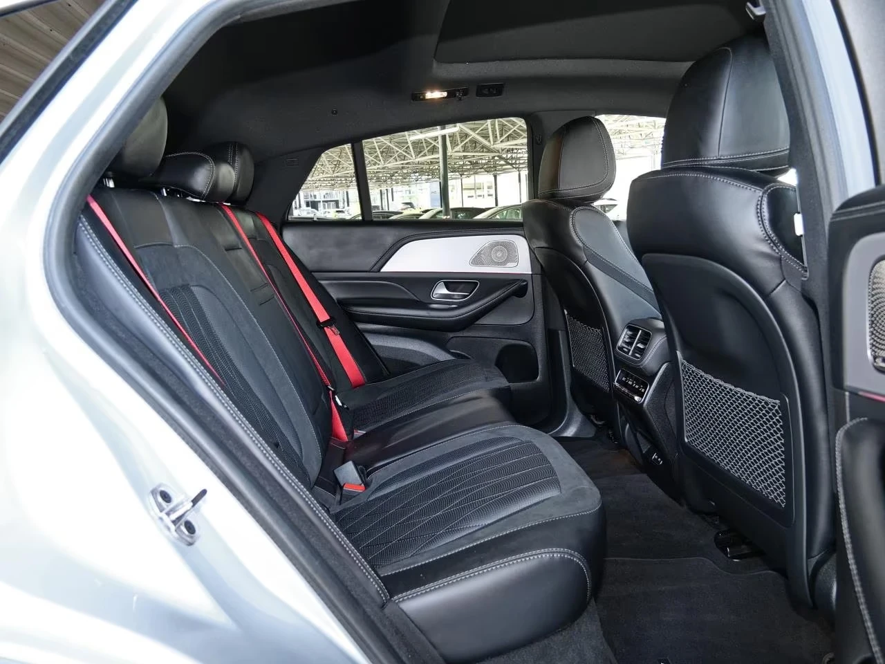 Mercedes-Benz GLE 63 S AMG Coupé / BURM / 360 / HEAD-UP / PANO / MULTIBE, снимка 14 - Автомобили и джипове - 54930840