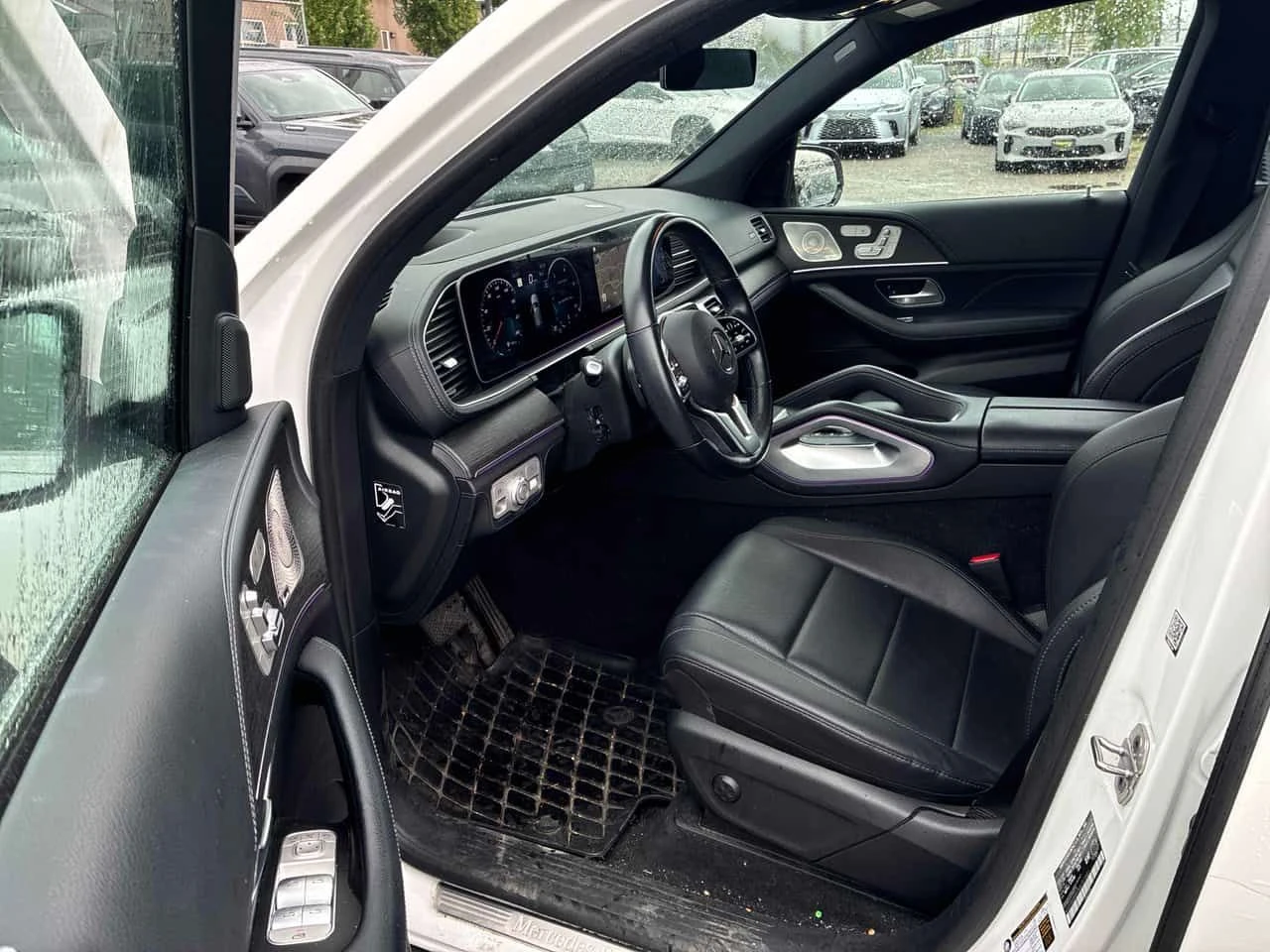 Mercedes-Benz GLE 350 BURMESTER * PANO * KEYLESS *  ПОДГРЕВИ * CARFAX, снимка 5 - Автомобили и джипове - 55074060
