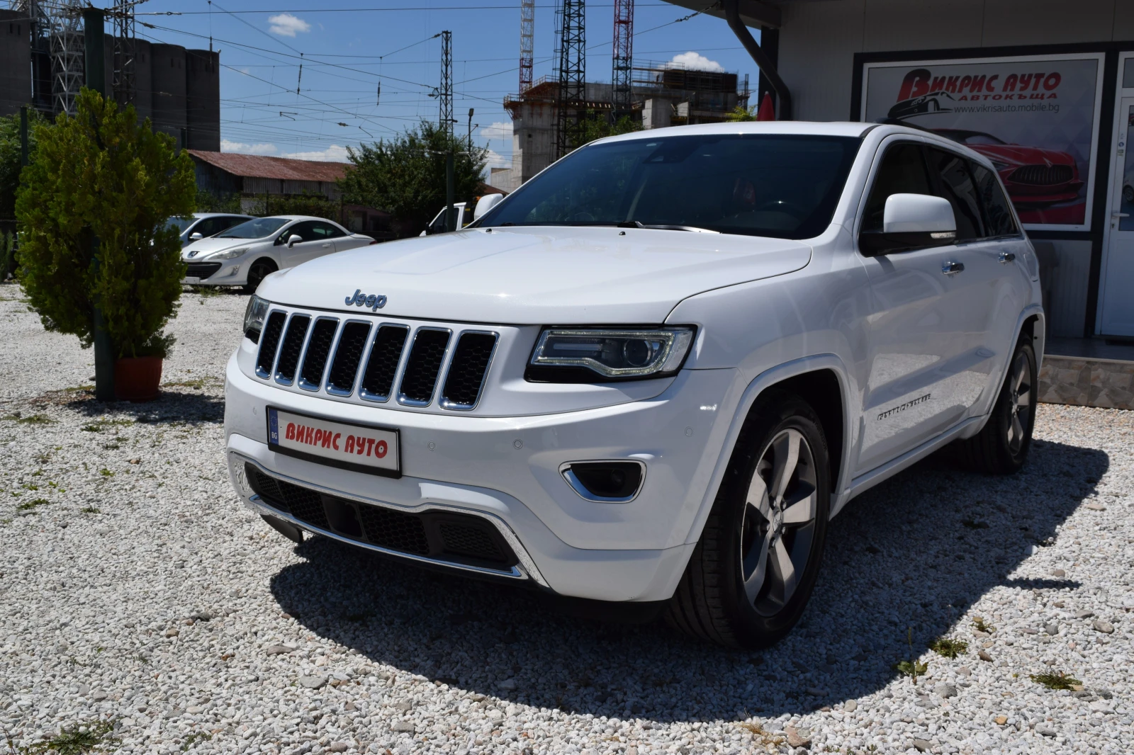 Jeep Grand cherokee 3.0CRDI* FULL* Euro6B, снимка 3 - Автомобили и джипове - 55463236