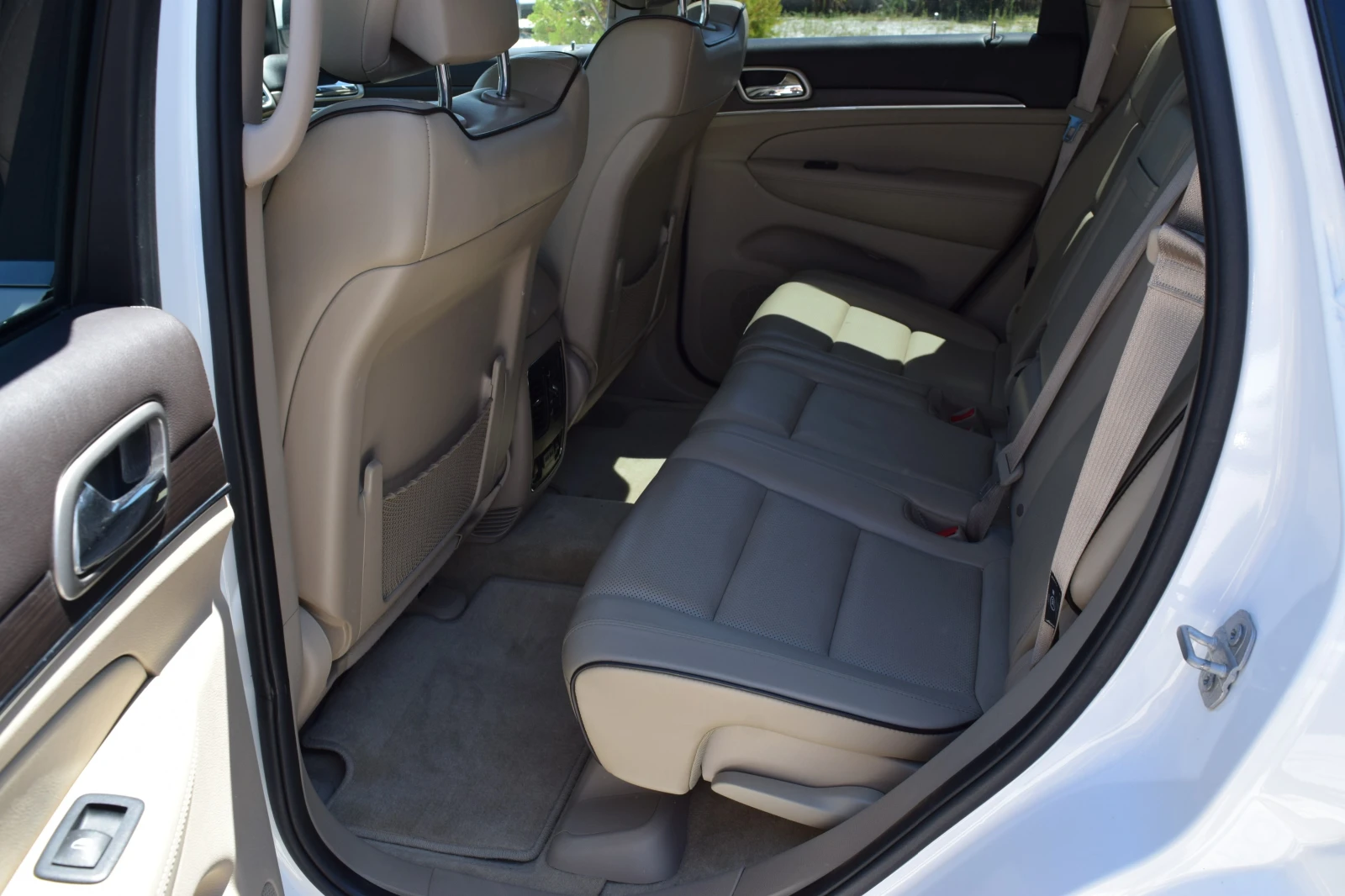 Jeep Grand cherokee 3.0CRDI* FULL* Euro6B, снимка 13 - Автомобили и джипове - 55463236