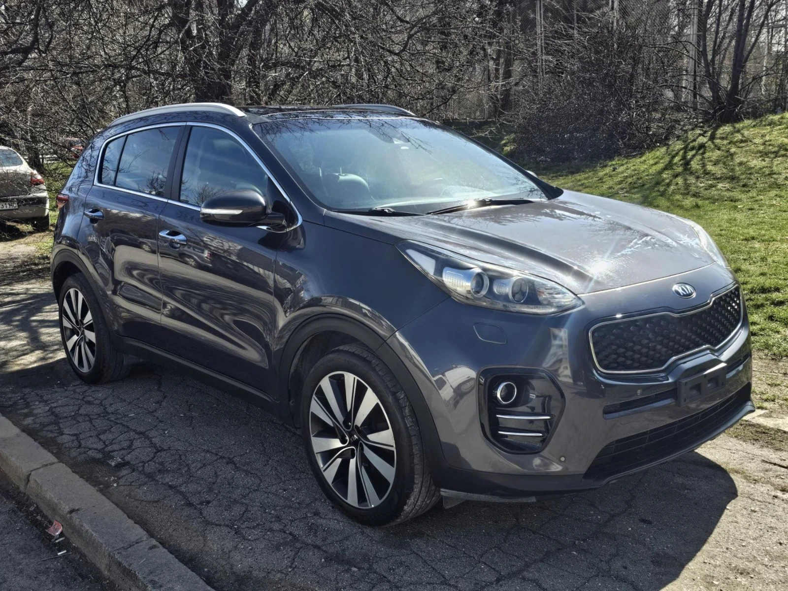 Kia Sportage, снимка 6 - Автомобили и джипове - 55544181