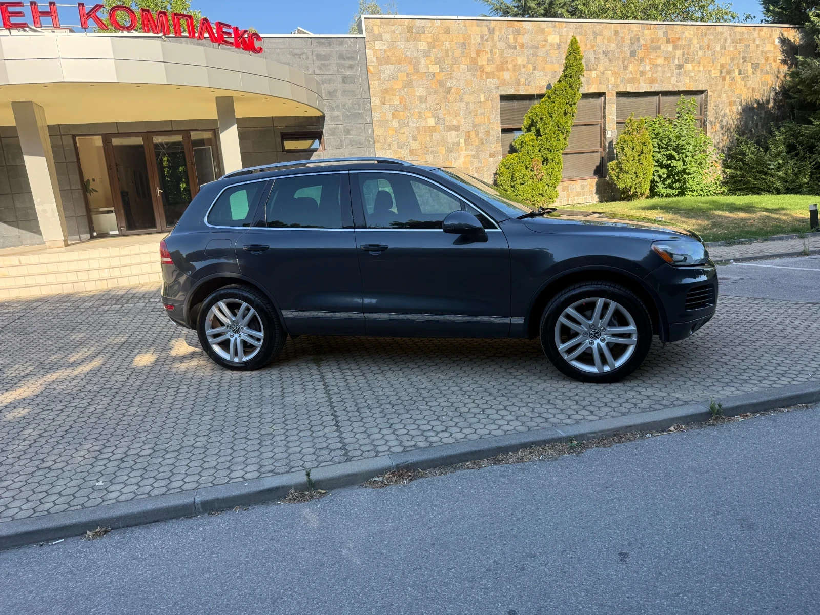 VW Touareg 3.6 БЕНЗИН /ГАЗ, снимка 3 - Автомобили и джипове - 55753019