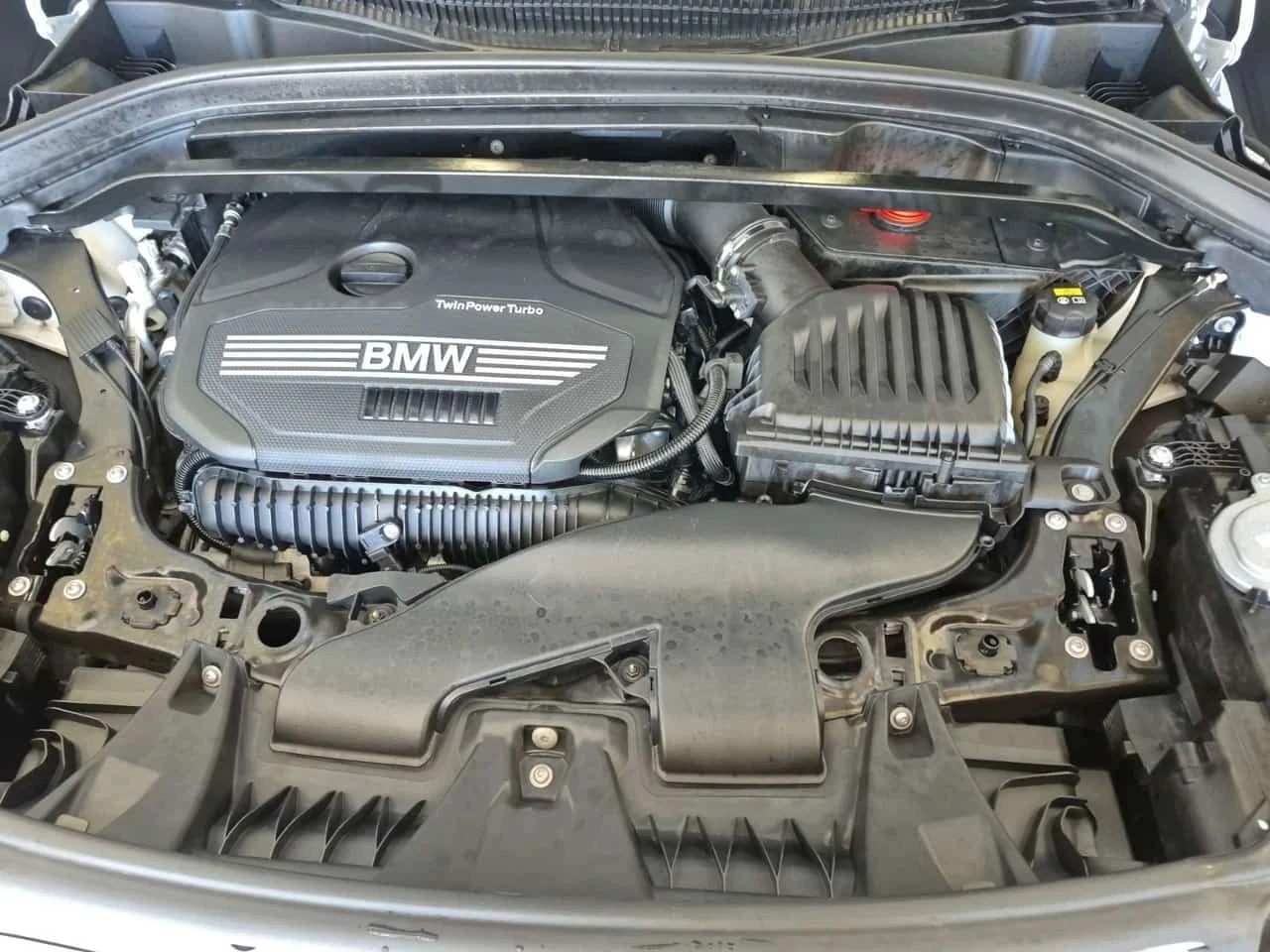 BMW X1, снимка 16 - Автомобили и джипове - 56685526
