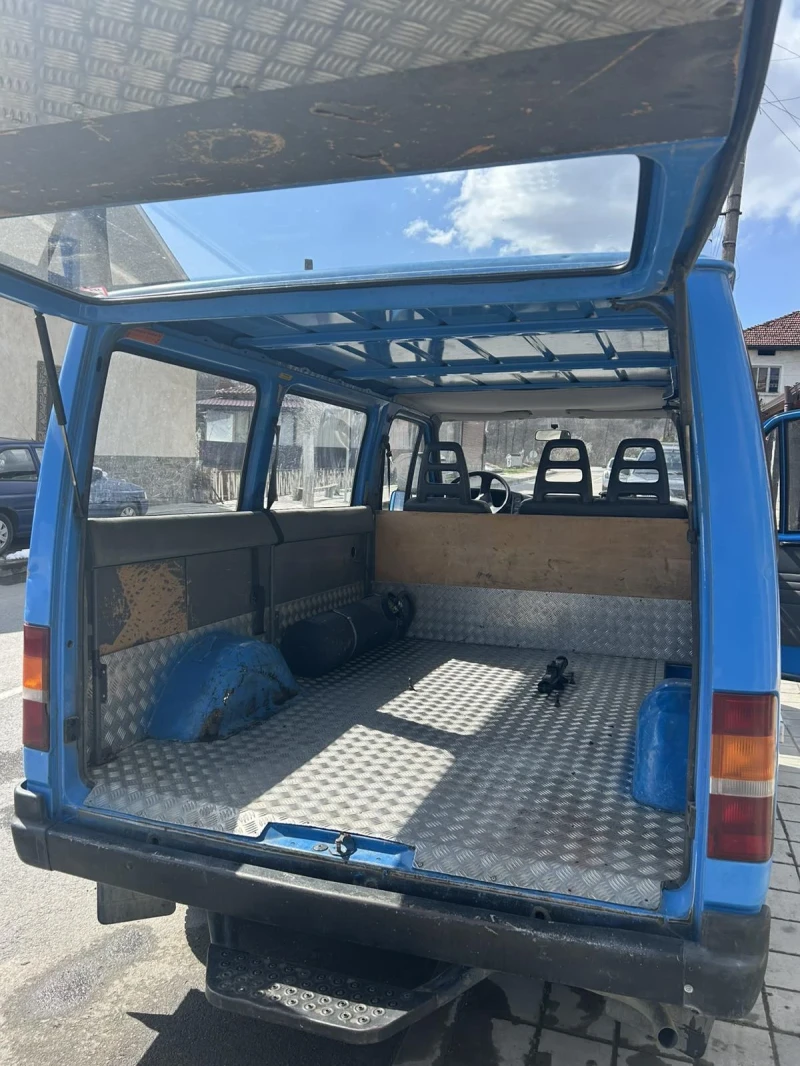 Ford Transit Не, снимка 4 - Бусове и автобуси - 49244437