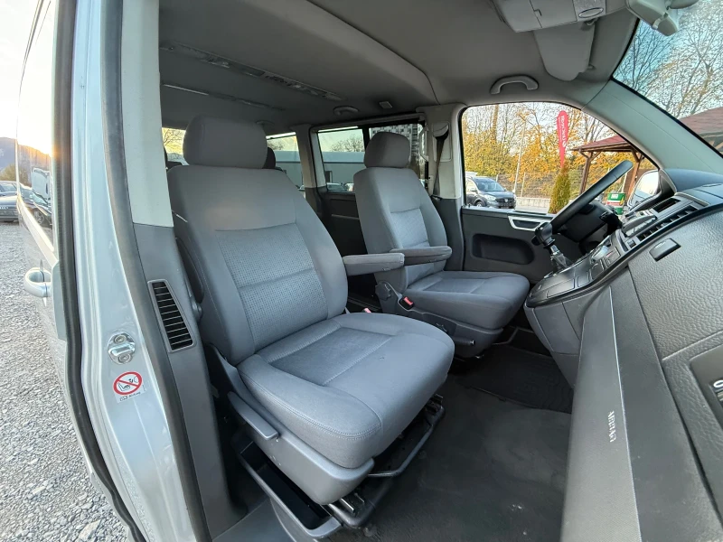 VW Multivan 2.5TDi 131к.с * Климатроник* * Пътник* , снимка 13 - Бусове и автобуси - 52244845