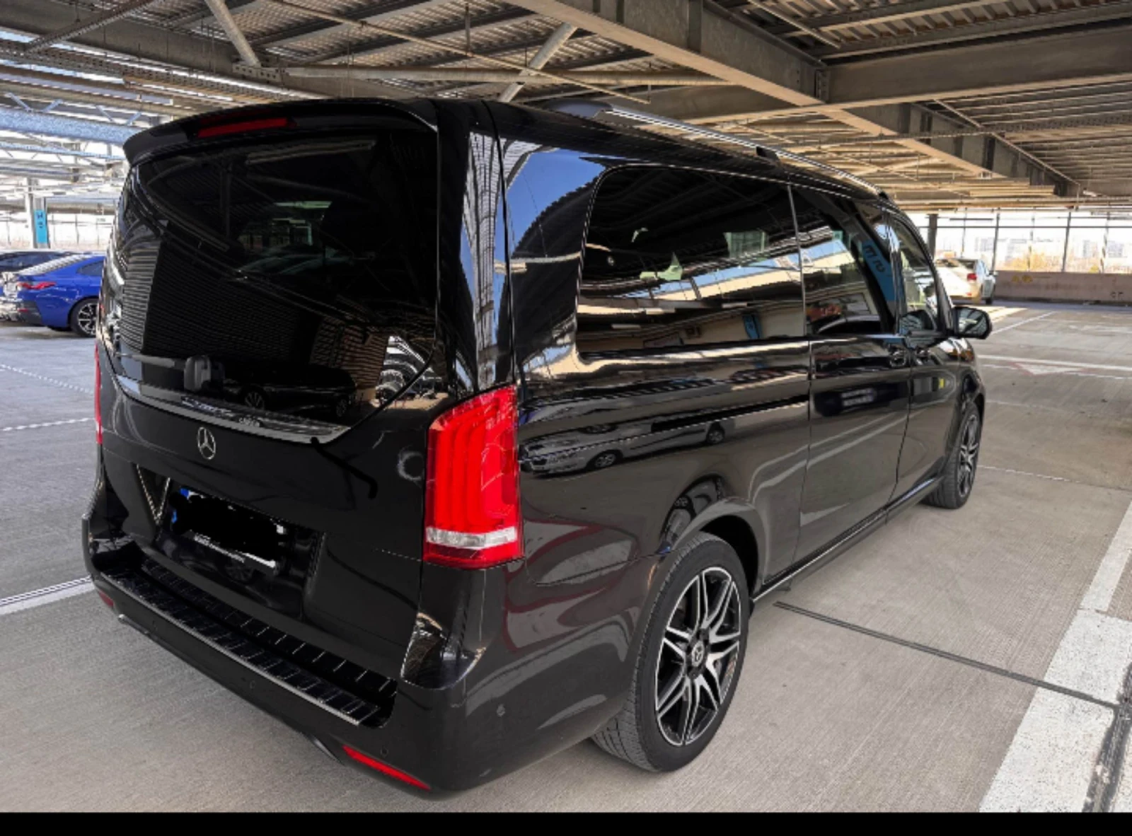 Mercedes-Benz V 250 AMG LINE, EXTRA LONG 2018-190 к.с., снимка 3 - Бусове и автобуси - 54505936