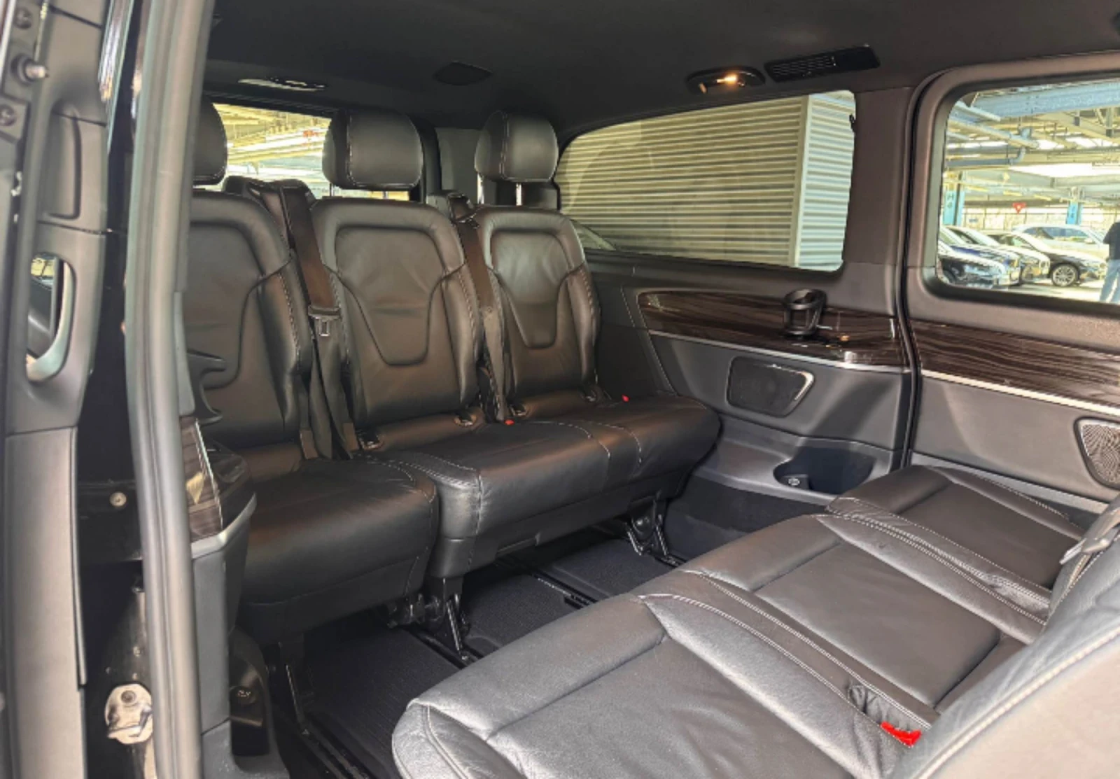 Mercedes-Benz V 250 AMG LINE, EXTRA LONG 2018-190 к.с., снимка 8 - Бусове и автобуси - 54505936