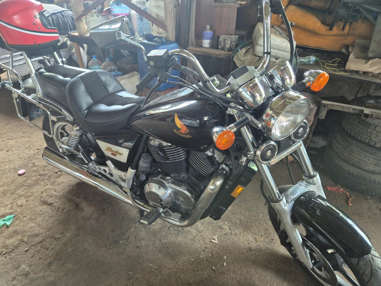 Honda Shadow VT1100C, снимка 5 - Мотоциклети и мототехника - 54626624