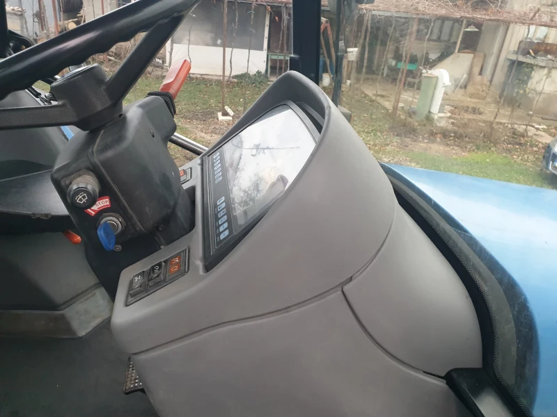 Трактор New Holland Tm190 , снимка 6 - Селскостопанска техника - 53592263