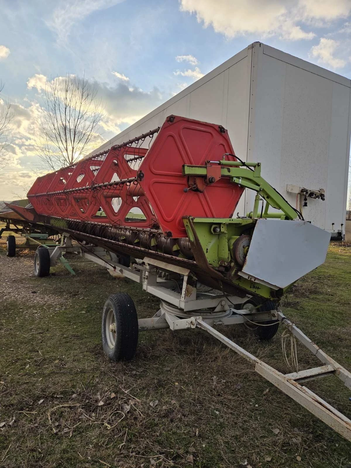 Комбайн Claas Lexion 460, снимка 10 - Селскостопанска техника - 55872429