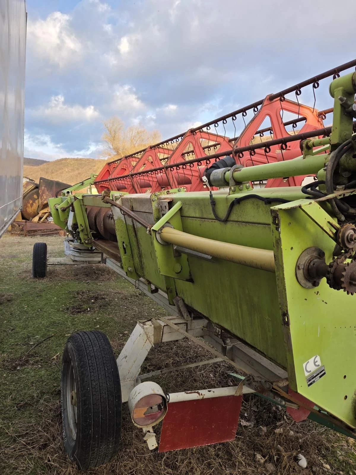 Комбайн Claas Lexion 460, снимка 11 - Селскостопанска техника - 55872429