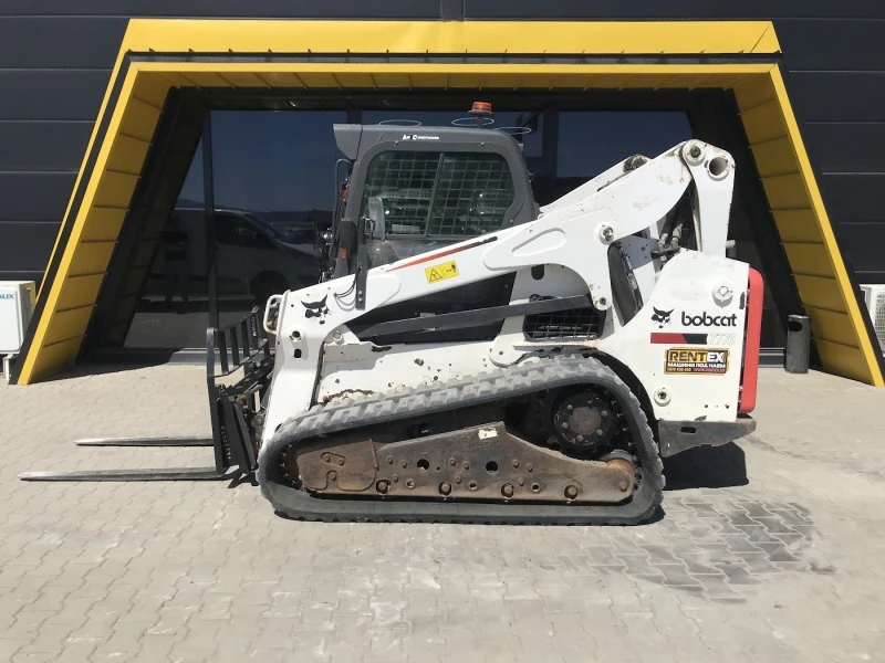 Мини челни товарачи Bobcat T770 4200кг, снимка 2 - Индустриална техника - 45193129