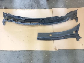 Кора под предни чистачки Мазда 2