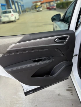 Renault Arkana E-Tech full hybrid 145 hp, снимка 12