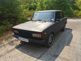 Lada 2105 5 скорости, снимка 1