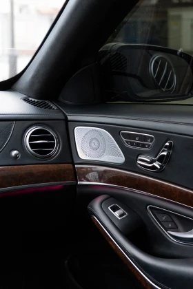 Mercedes-Benz S 560 Пасажер пакет/ЛИЗИНГ/ FULL, снимка 12 - Автомобили и джипове - 52125286