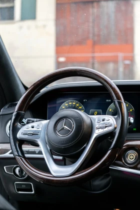 Mercedes-Benz S 560 Пасажер пакет/ЛИЗИНГ/ FULL, снимка 9 - Автомобили и джипове - 52125286