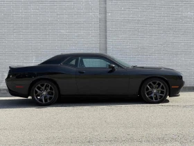 Dodge Challenger 2016 Dodge Challenger SXT RWD | Auto.bg — изображение 3