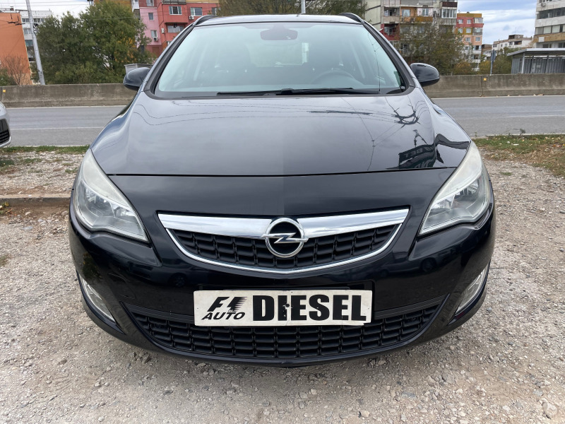 Opel Astra 1.7CDTI-ITALIA, снимка 2 - Автомобили и джипове - 42752705