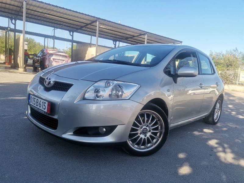 Toyota Auris КАТО НОВ* 1.6i* ПАРКТРОНИК/, снимка 1 - Автомобили и джипове - 47362763