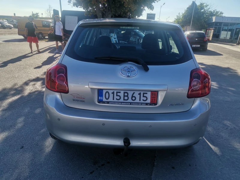 Toyota Auris КАТО НОВ* 1.6i* ПАРКТРОНИК/, снимка 5 - Автомобили и джипове - 47362763