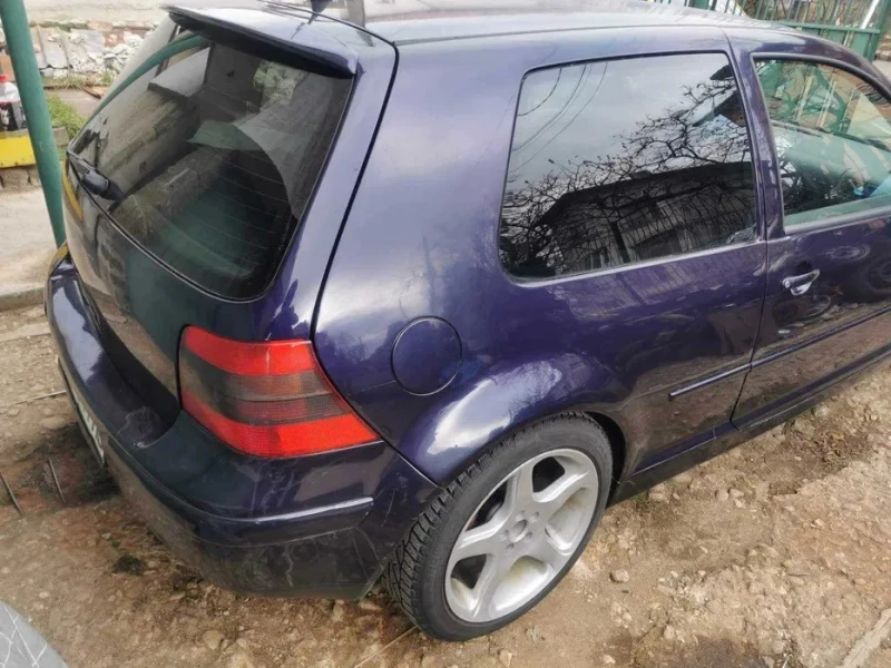 VW Golf 4, снимка 8 - Автомобили и джипове - 48647897