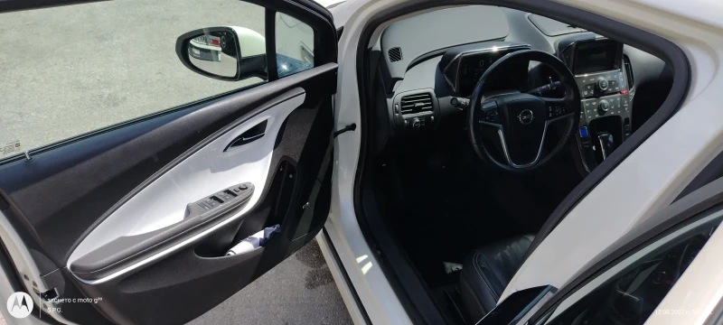 Opel Ampera ЕА, снимка 7 - Автомобили и джипове - 48471741