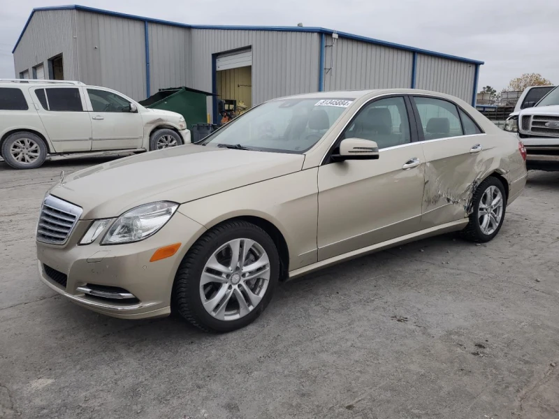 Mercedes-Benz E 500 4matic* Keyless* Harman Kardon* Идеална за газ, снимка 3 - Автомобили и джипове - 48270758