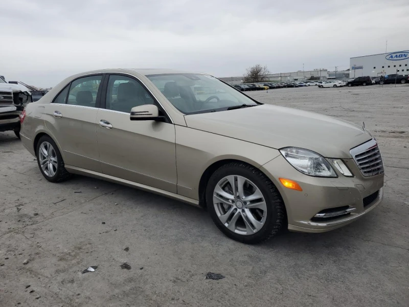 Mercedes-Benz E 500 4matic* Keyless* Harman Kardon* Идеална за газ, снимка 1 - Автомобили и джипове - 48270758