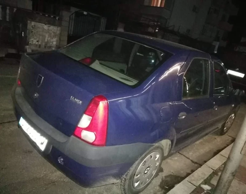 Dacia Logan 1.4 газов инжекцион , снимка 4 - Автомобили и джипове - 48452526