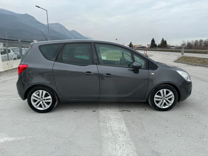 Opel Meriva 135 000 КМ ЕВРО 5 Б, снимка 7 - Автомобили и джипове - 48690260