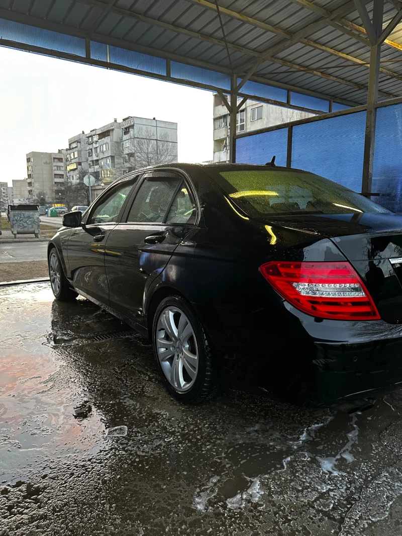 Mercedes-Benz C 200, снимка 2 - Автомобили и джипове - 48982025