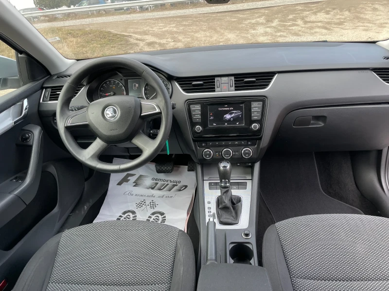 Skoda Octavia 1.6TDI-AVTOMAT, снимка 8 - Автомобили и джипове - 49306423