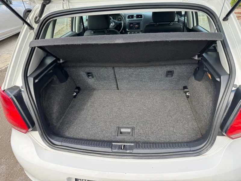 VW Polo Автоматик, снимка 13 - Автомобили и джипове - 50400923