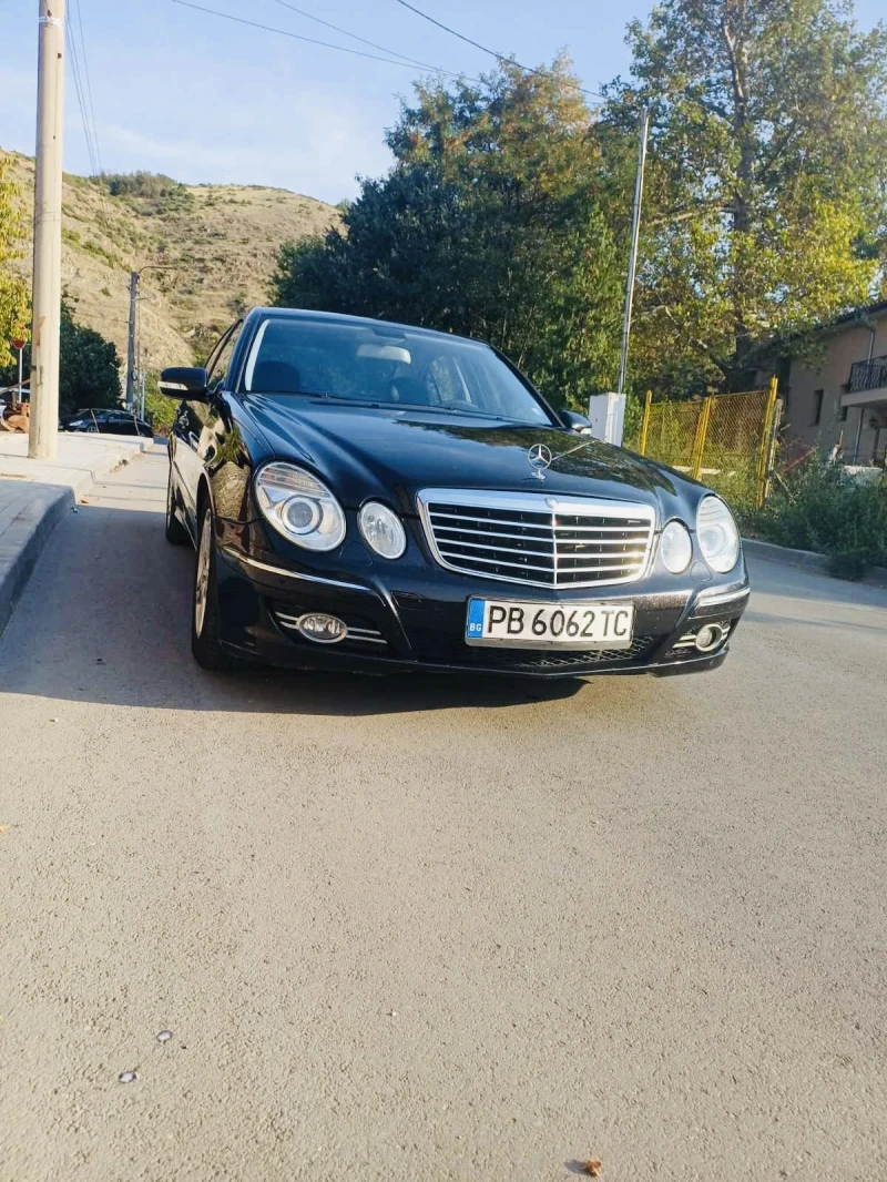 Mercedes-Benz E 220 Avantgarde, снимка 2 - Автомобили и джипове - 52726602
