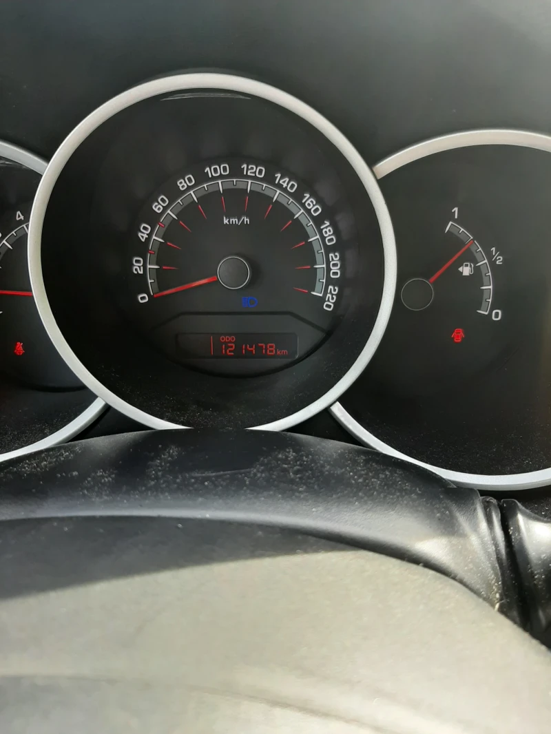 Kia Venga, снимка 15 - Автомобили и джипове - 52186794