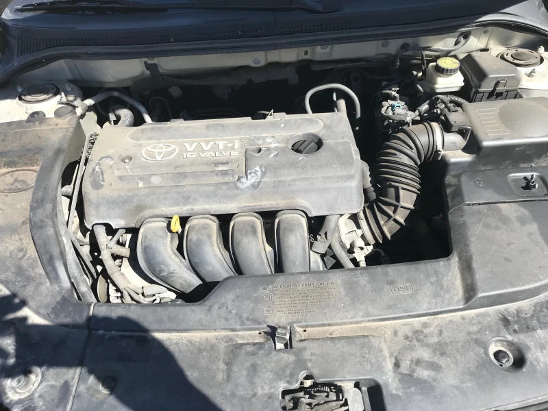 Toyota Avensis 1.8I GERMANY , снимка 12 - Автомобили и джипове - 52189738