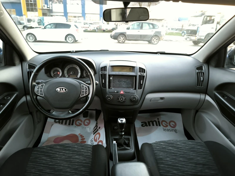 Kia Ceed 1.6crdi , снимка 9 - Автомобили и джипове - 52504064