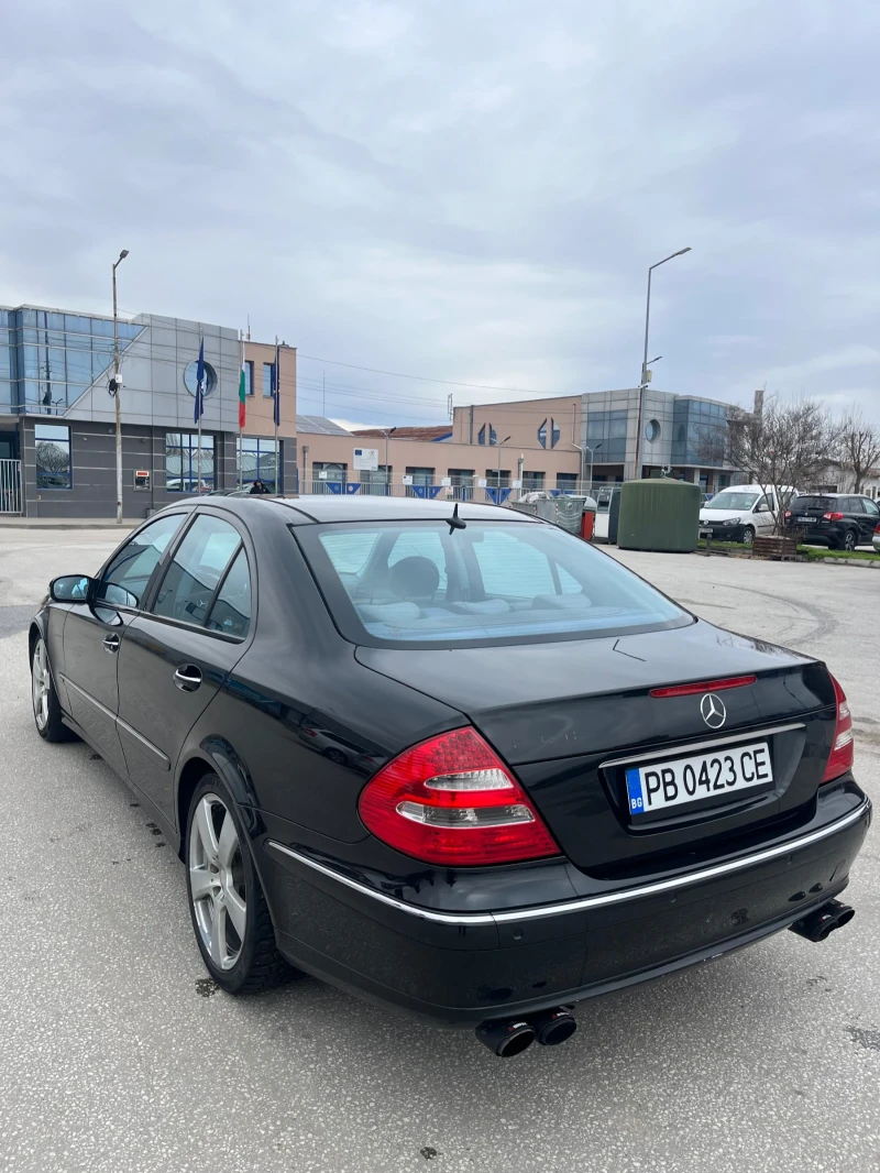 Mercedes-Benz E 320 LPG, снимка 3 - Автомобили и джипове - 53143644