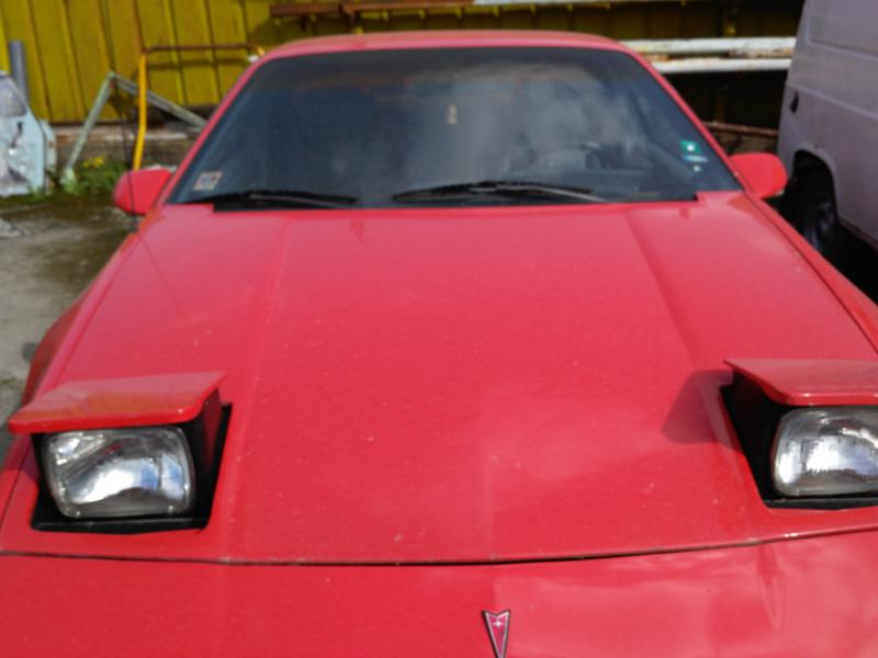 Pontiac Fiero 2.8GT V6, снимка 3 - Автомобили и джипове - 44658343