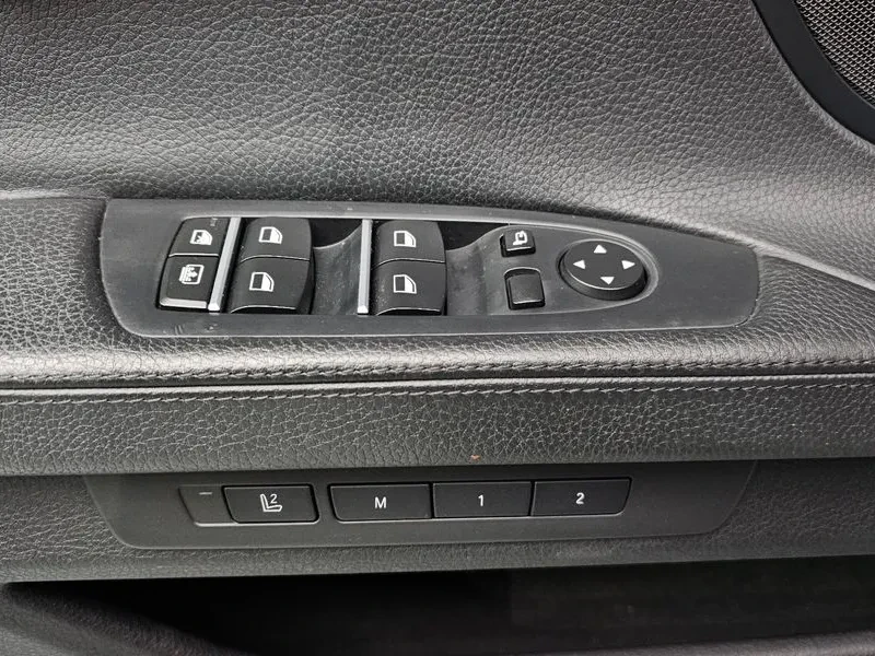 BMW 740 Li, снимка 12 - Автомобили и джипове - 54600954