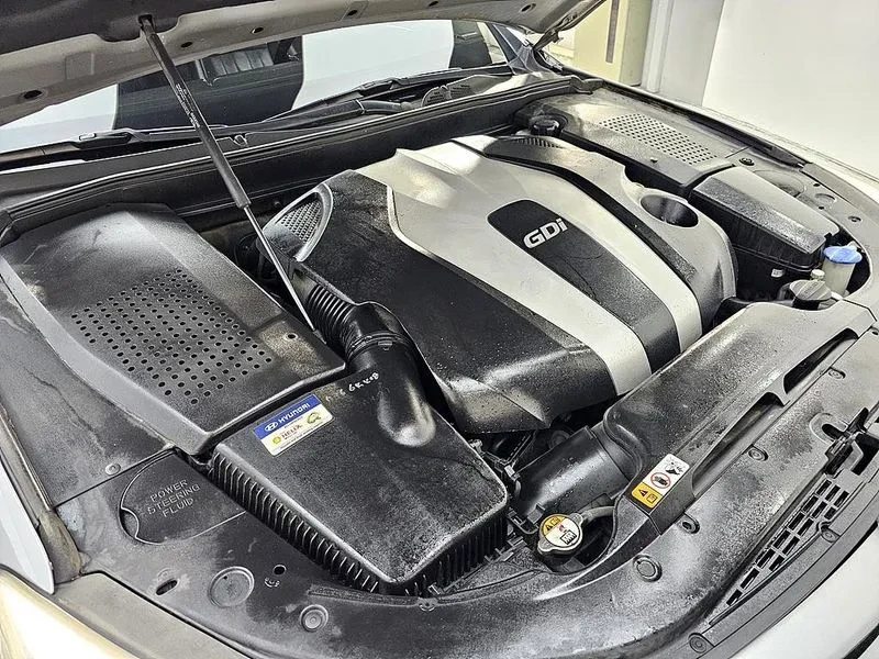 Hyundai Genesis 3.3, снимка 6 - Автомобили и джипове - 54618074