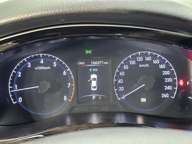 Hyundai Genesis 3.3, снимка 7 - Автомобили и джипове - 54618074