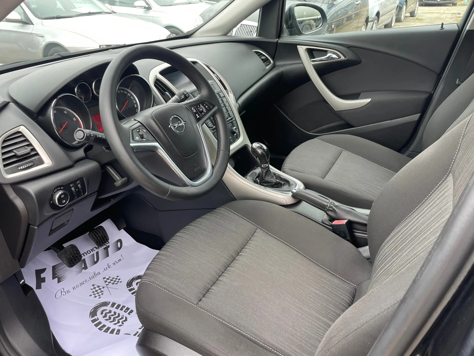 Opel Astra 1.7CDTI-ITALIA | Mobile.bg — изображение 11