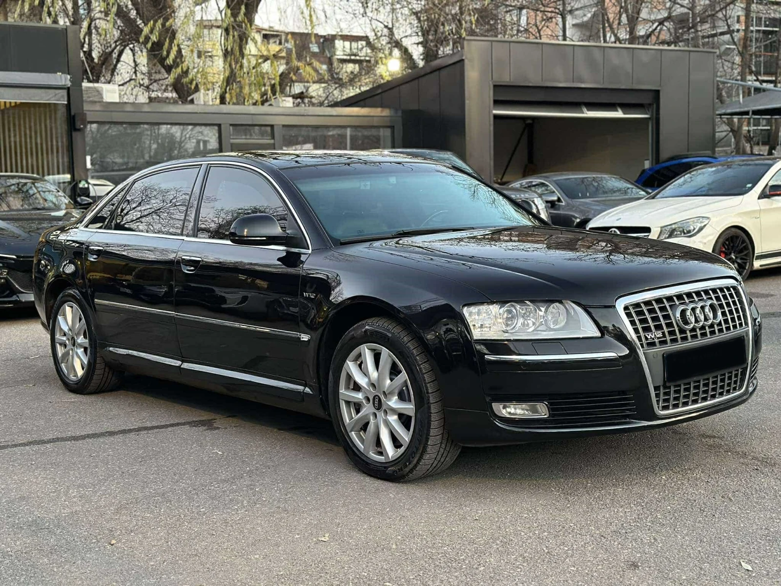 Audi A8 L W12 B7  - изображение 8