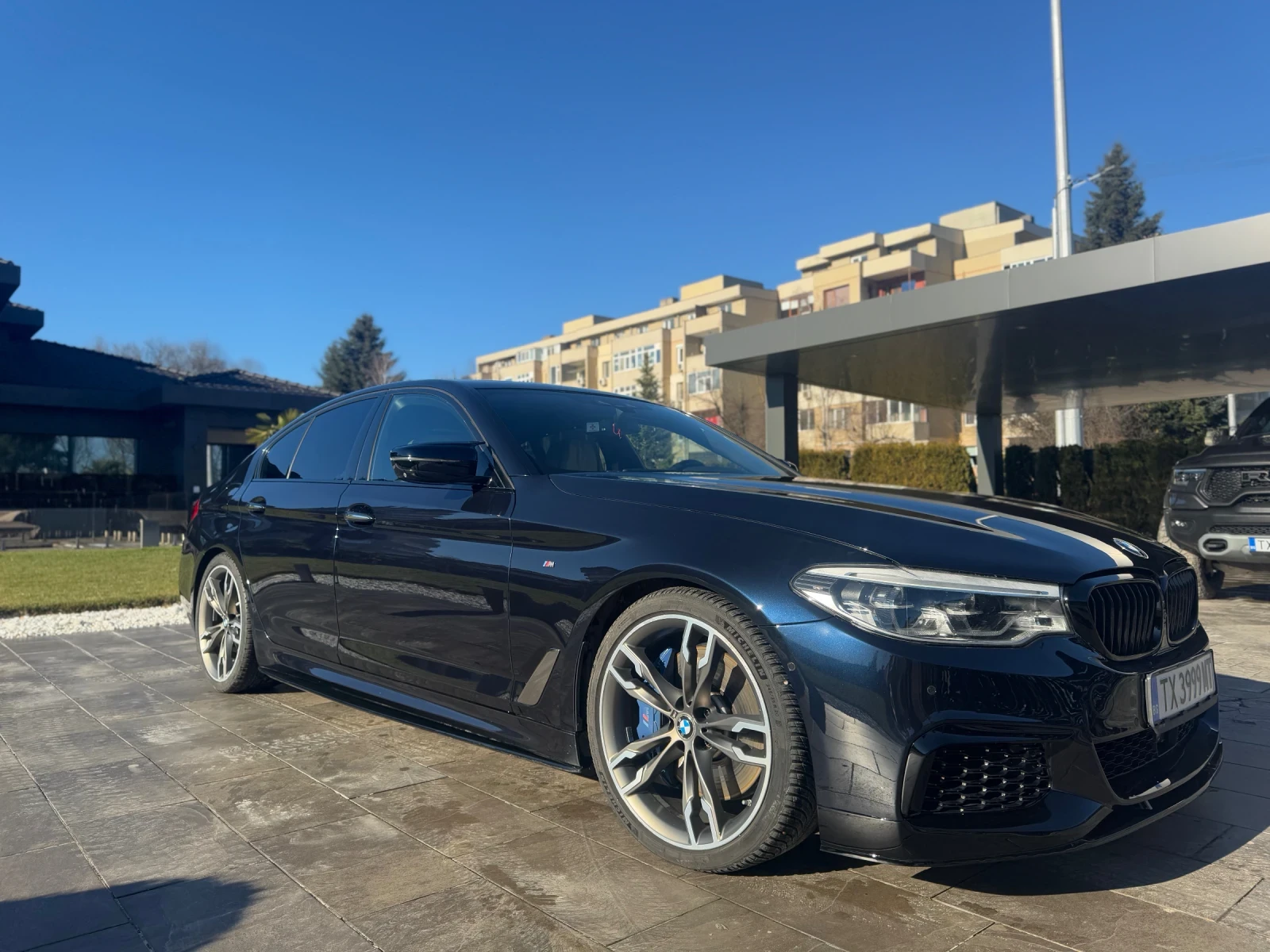 BMW 550 - [1] 