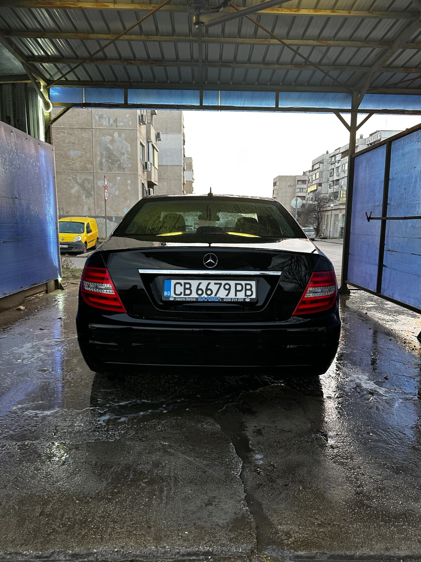 Mercedes-Benz C 200  - изображение 3