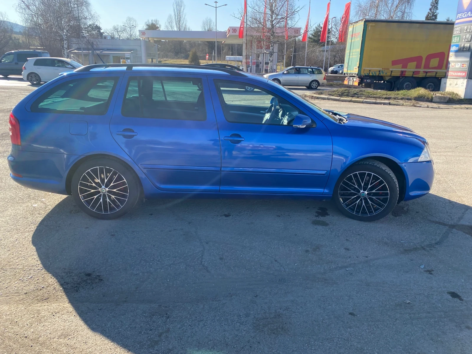 Skoda Octavia VRS 2.0TDI 170ph* 6ск* КОЖА* КСЕНОН* ПАРКТРОНИК*  - изображение 8